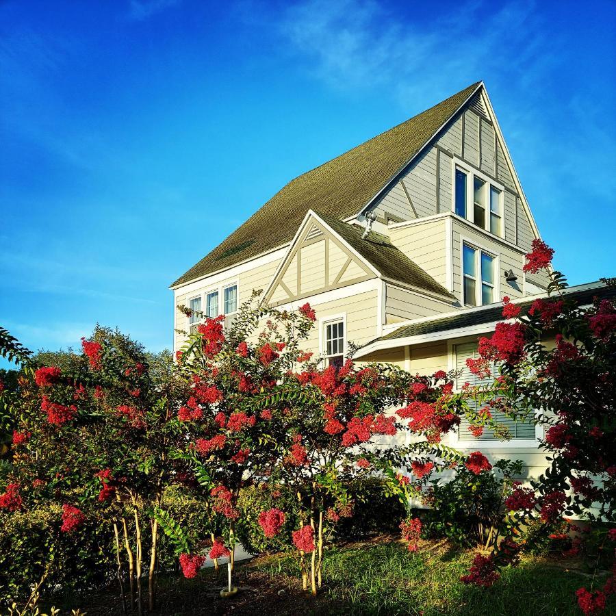 The Kenwood Gables Bed & Breakfast St. Petersburg Bagian luar foto