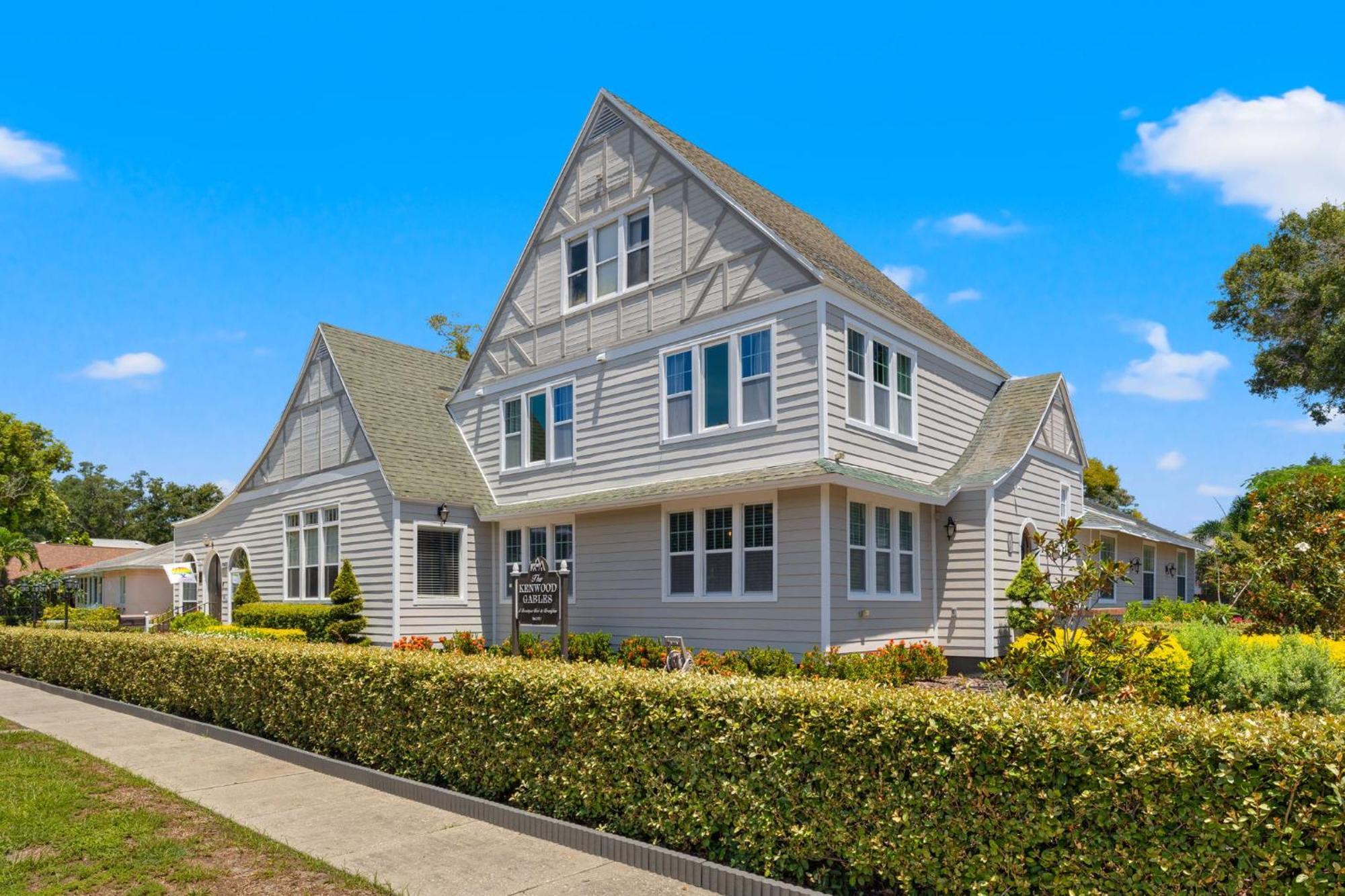 The Kenwood Gables Bed & Breakfast St. Petersburg Bagian luar foto